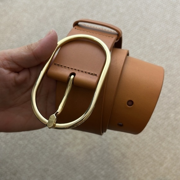 Frame Denim Grand Oval Buckle Belt SzLarge in Natural 41”